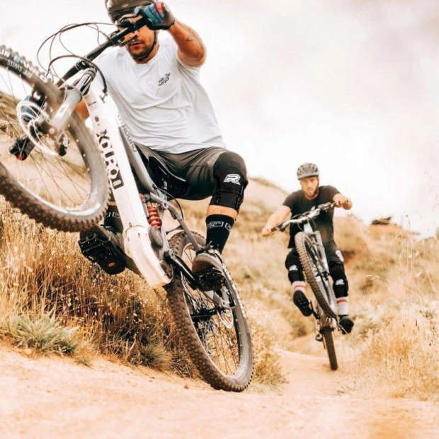 Genouillère Racer Motion Noir 4 Genouillère Racer Motion Noir – Image 4