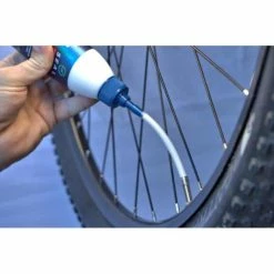 Liquide Préventif Tubeless Squirt Seal -VTT Soldes Boutique liquide preventif tubeless squirt seal 2